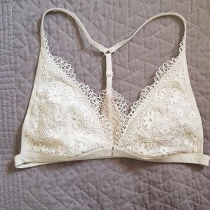 Size S Front hook Victoria secret bra